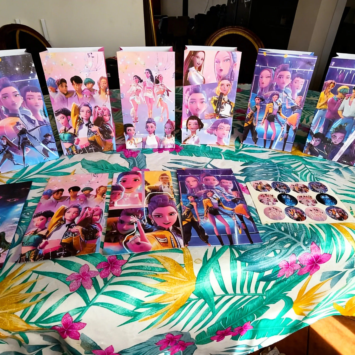Set De 12 Cajitas De Cumpleaños Demon Hunter Kpop Huntrix